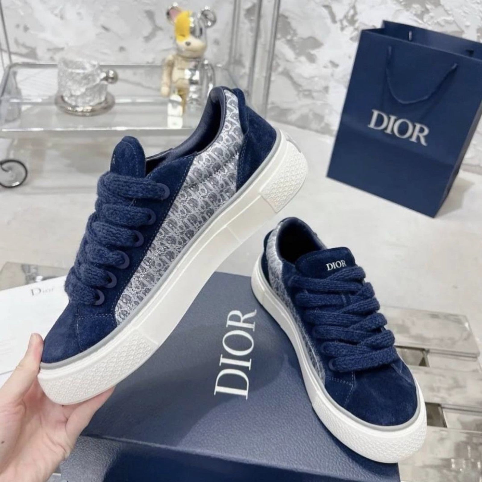 Dior