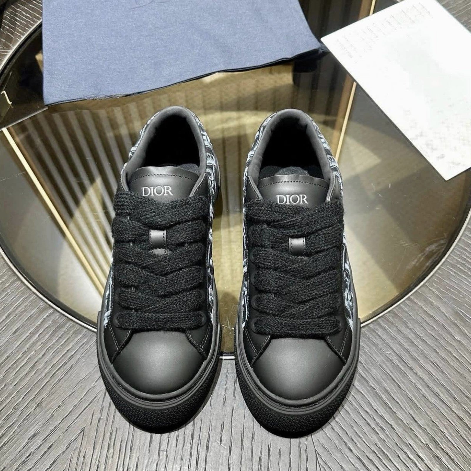 Dior